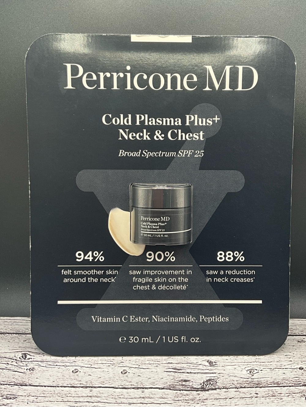 2 Perricone MD Cold Plasma Plus+ Neck & Chest Cream — Black